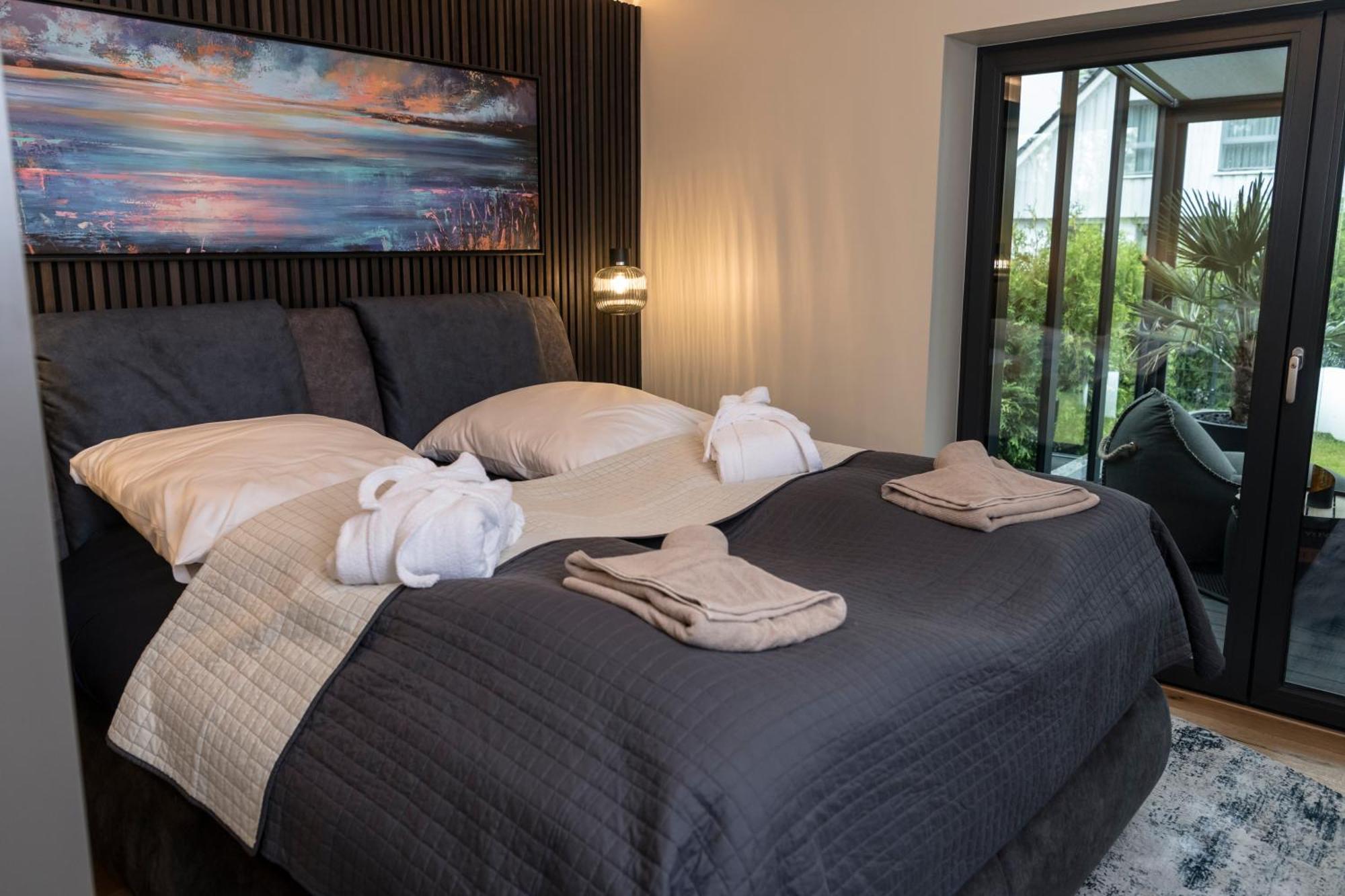 Wellness House Oase Spa Mit Whirlpool Тиммендорфер-Штранд Экстерьер фото
